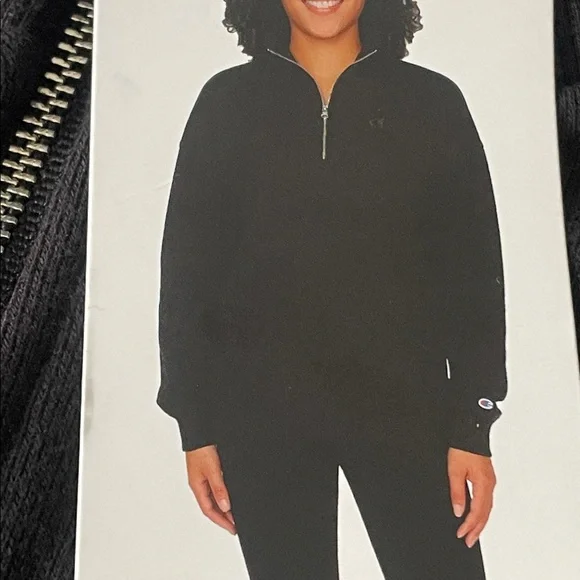 Champion Women's Black Half-Zip Sweatshirt - Picture 3 of 6
